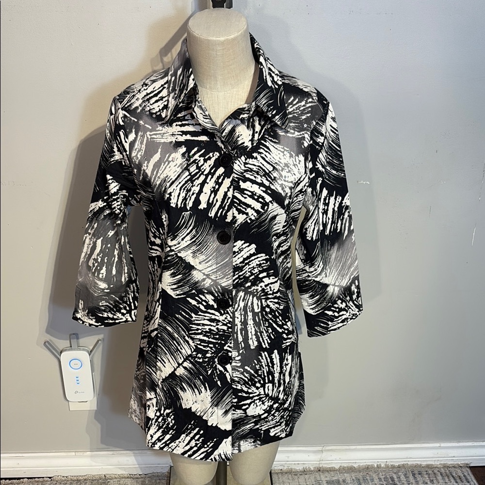 Papa Vancouver Black and White Floral Jacket